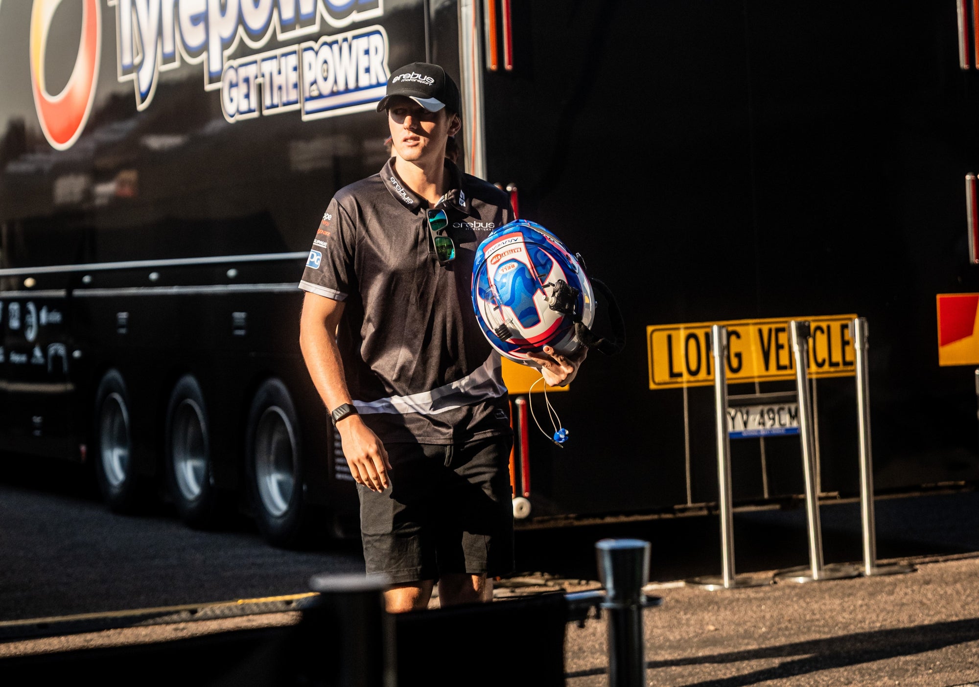 SIGNS OF SPEED UNDONE BY CIRCUMSTANCE IN DARWIN